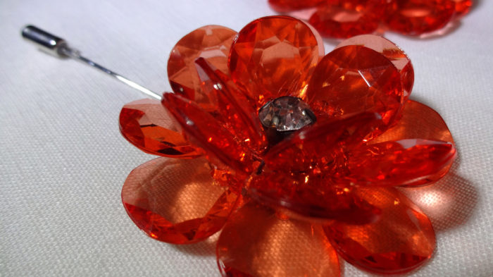 Lapel Crystal flower pin red