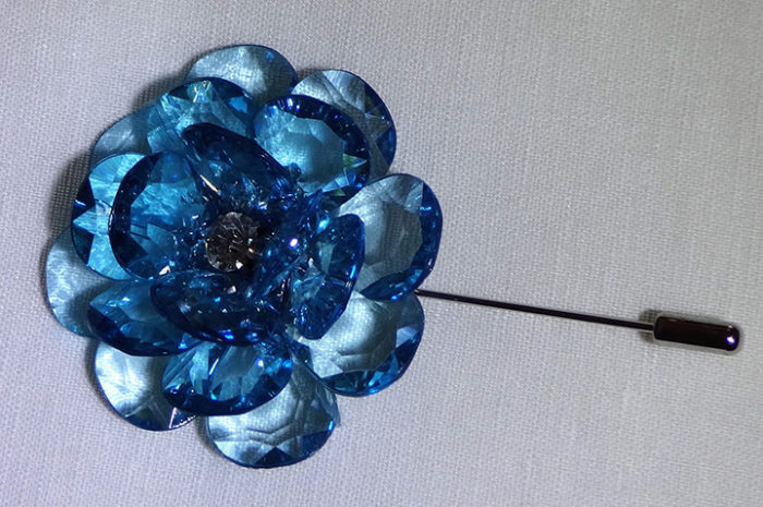 Lapel Crystal flower pin